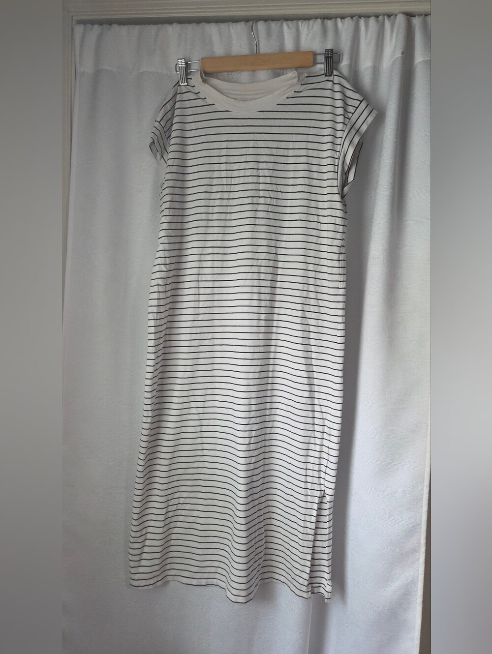 Striped Cap-Sleeve Women’s Midi Dress - White with Black Stripes